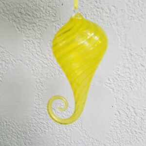 Curly Ornament – Yellow